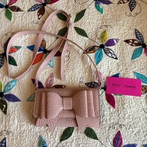 NWT blush Betsey Johnson cross body wallet